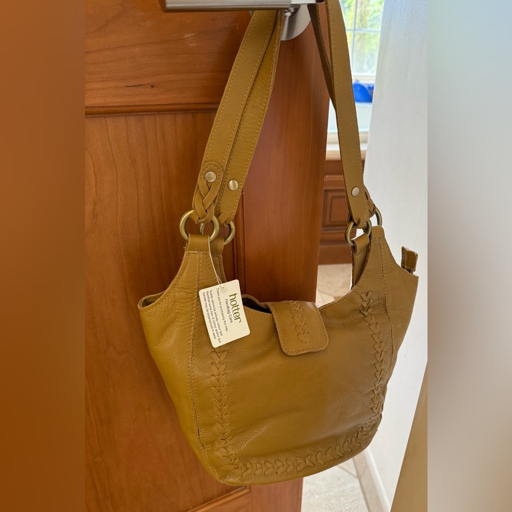 Hotter NWT Tan Leather Shoulder Bag
